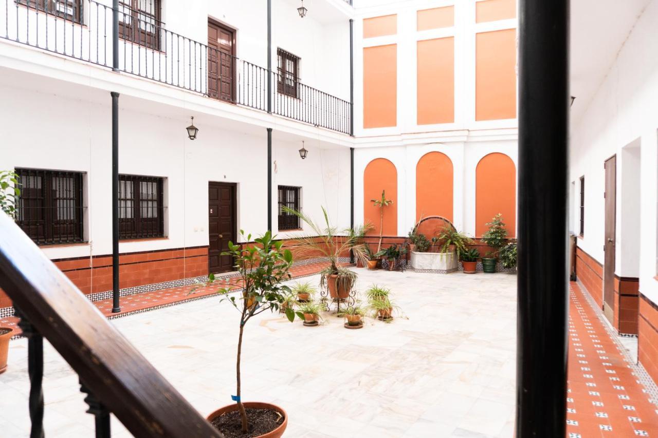 Muy Céntrico Apto. En típico Patio Sevillano Extérieur photo